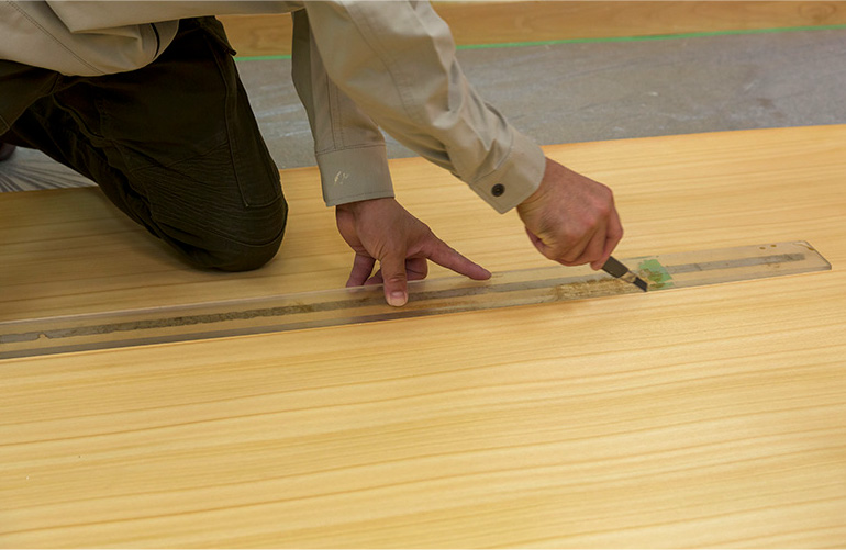 採寸と裁断のイメージ写真