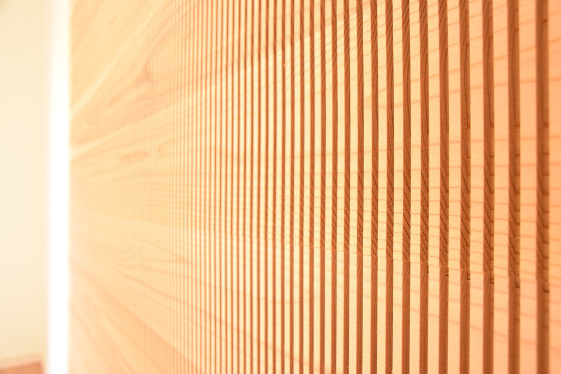 吉野杉木口スリット