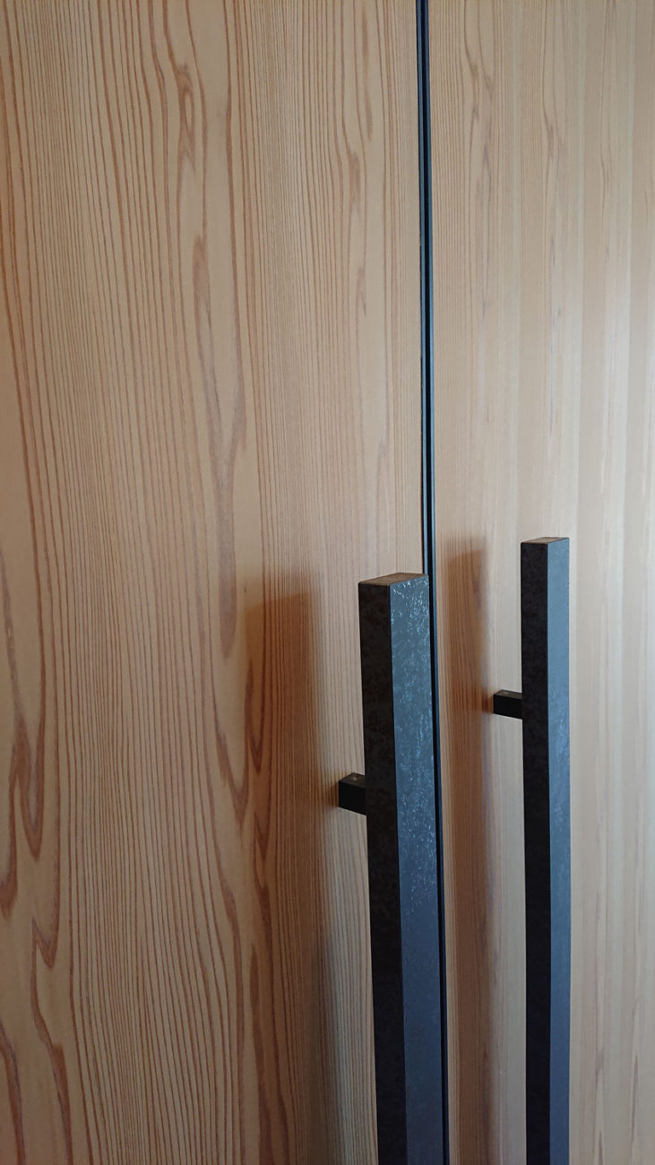 吉野プレミアムシート板目ドア2