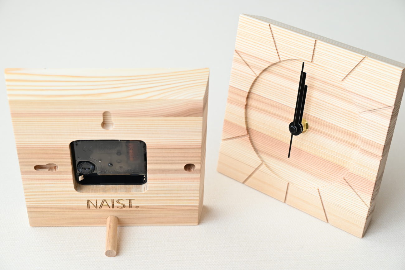 NAIST くろっく（吉野杉）