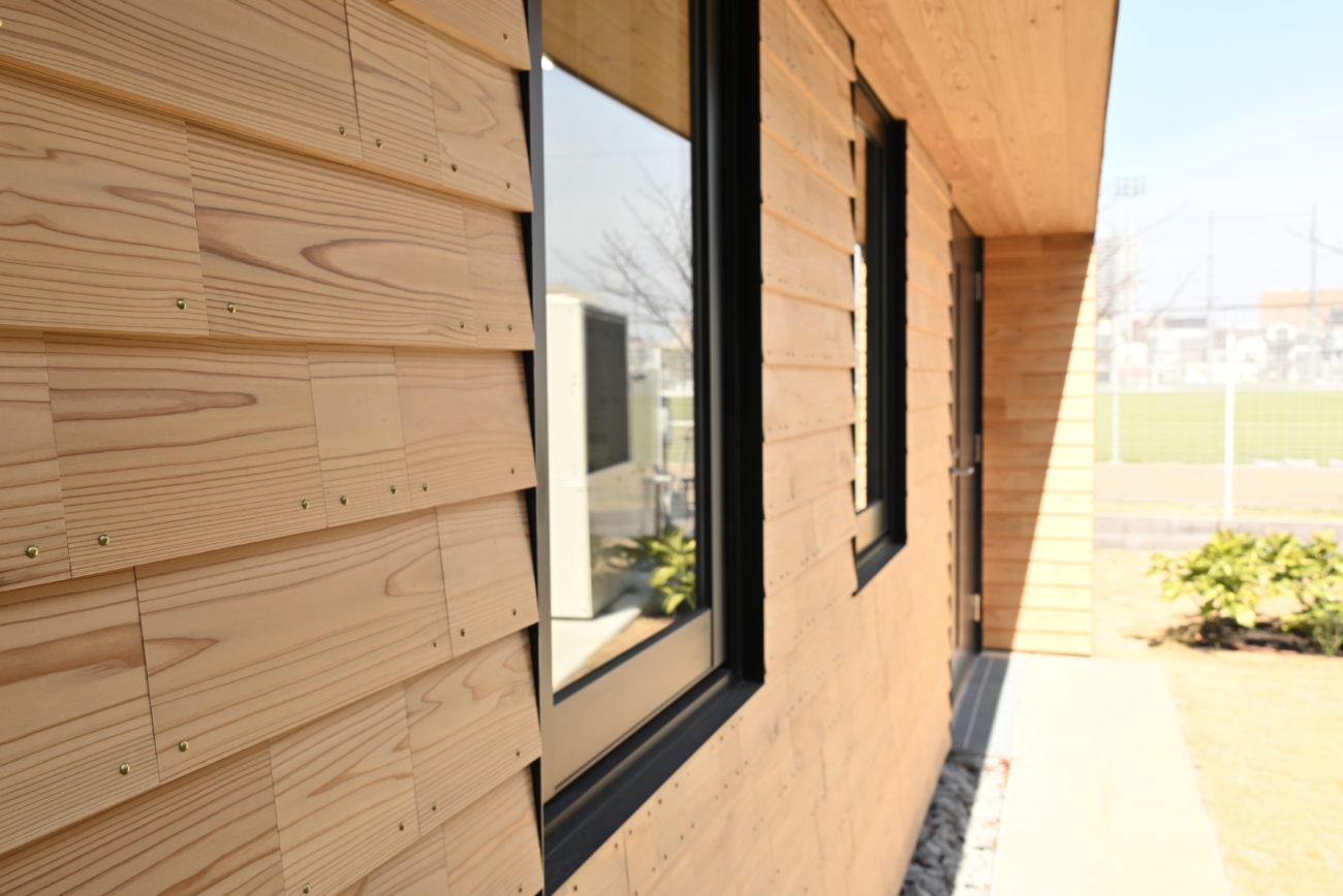 ウッドシングル張り