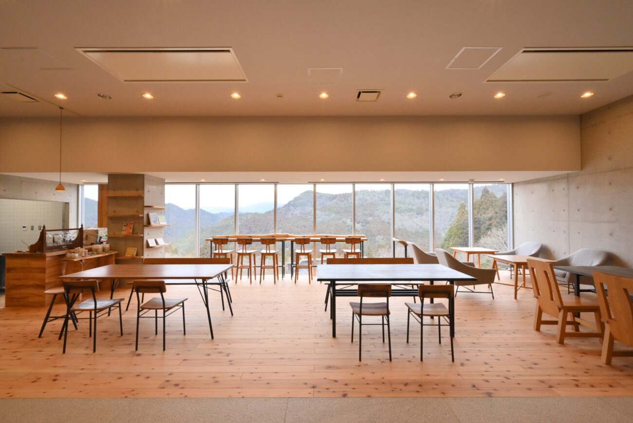 匠の聚 カフェ全景