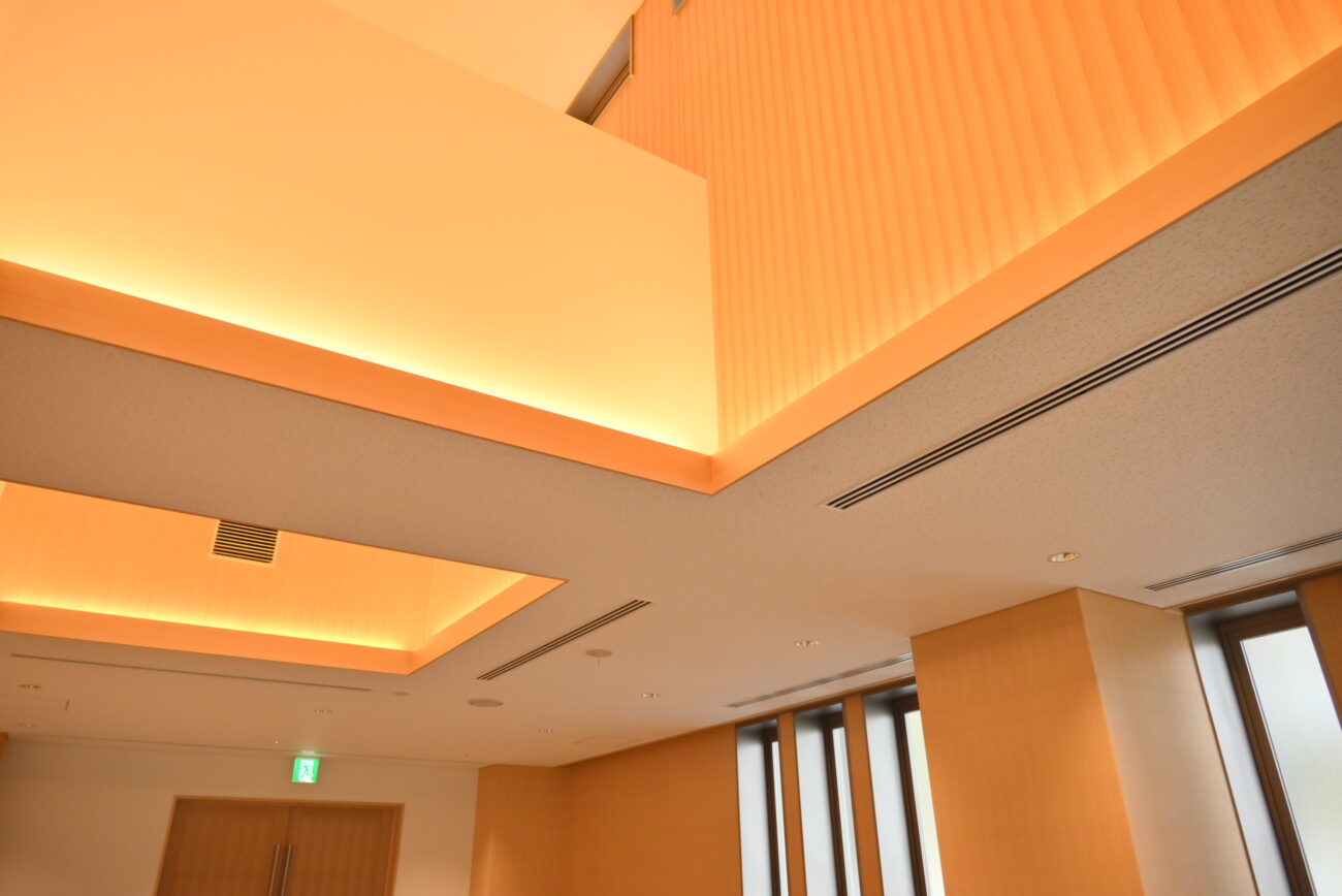 かもきみの杜　ホール天井